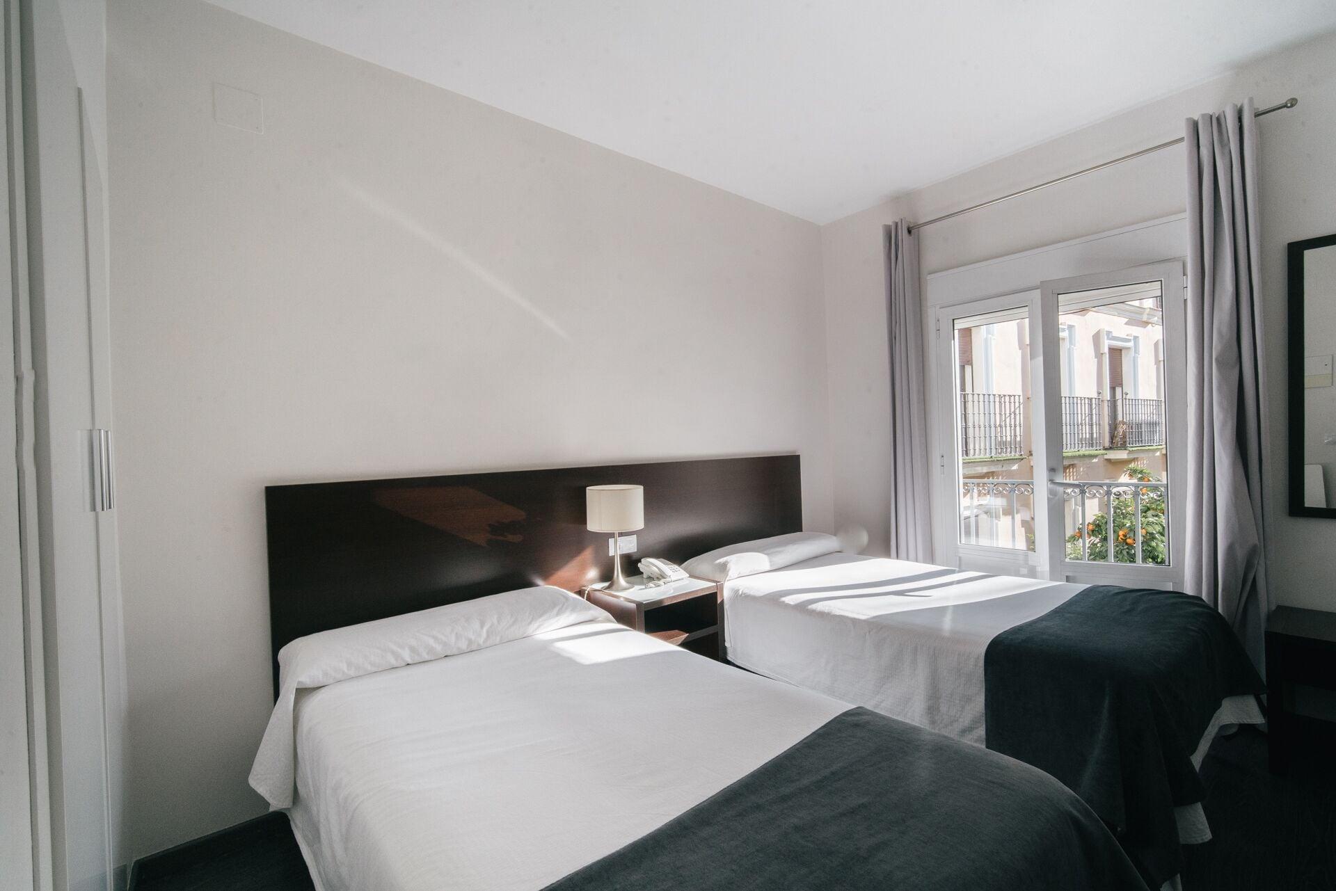 Hotel Madrid De Sevilla Εξωτερικό φωτογραφία