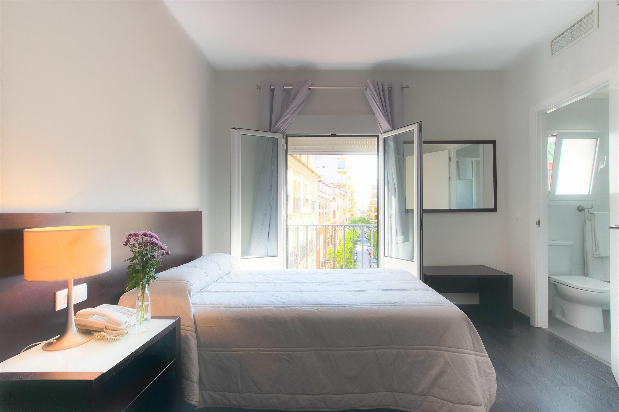 Hotel Madrid De Sevilla Εξωτερικό φωτογραφία